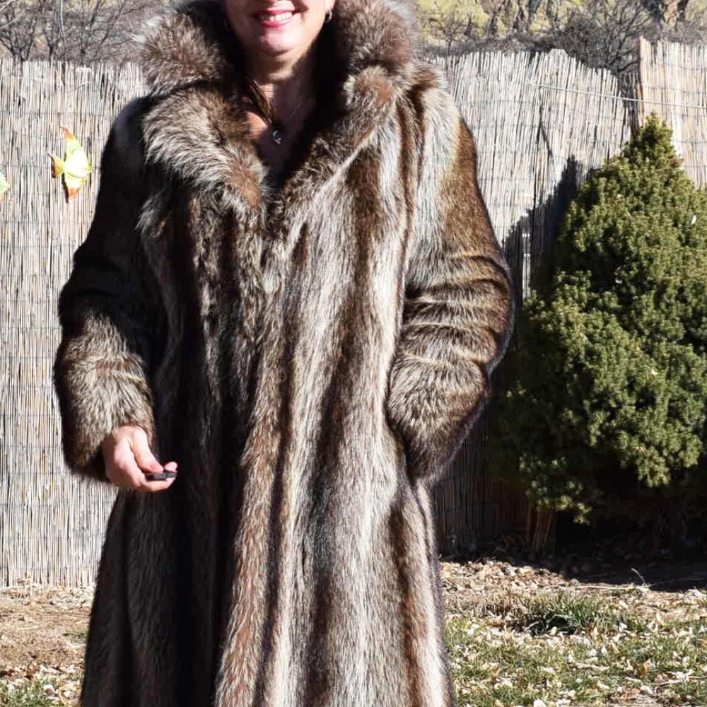 XL Raccoon Long Fur Coat - Nice!